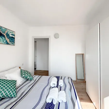 Peroni - View House Argegno